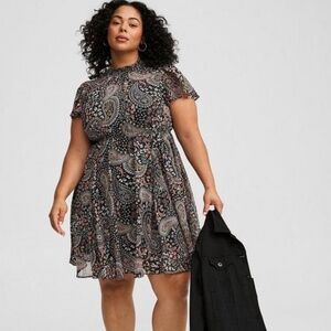 Torrid Chiffon Smocked dress